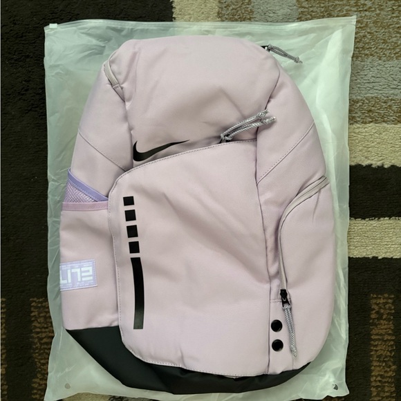 Nike Elite Backpack Lilac Edition Unisex - Picture 1 of 2
